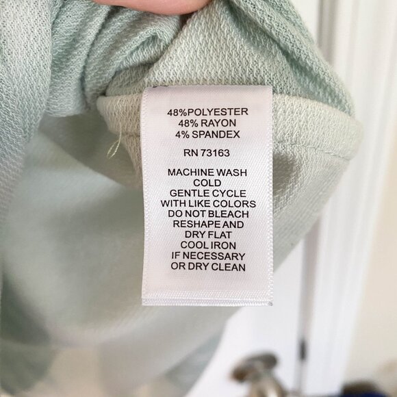 Cupio White and Teal Tie Dye Soft Loungewear Top Pullover Comfy Size Medium - Picture 7 of 7